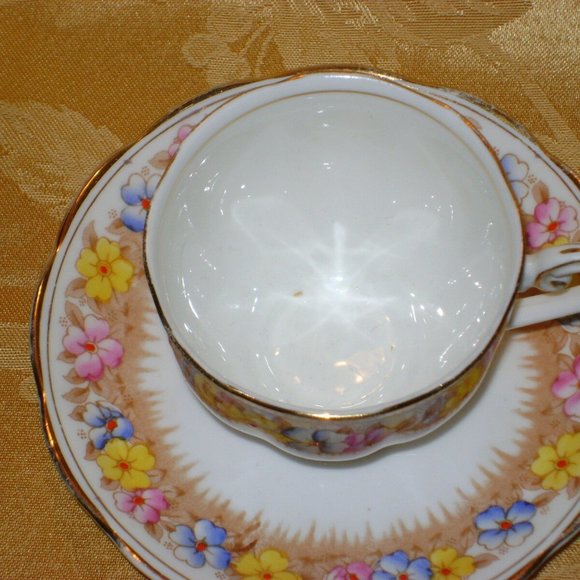 Vintage Bell Fine Bone China Footed Cup & Saucer Cottagecore Teacup Set as is - Picture 6 of 9